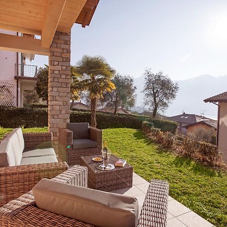 Ossuccio Grande C Home With Pool Sleeps 12 By Italian Apartments Como Exterior photo