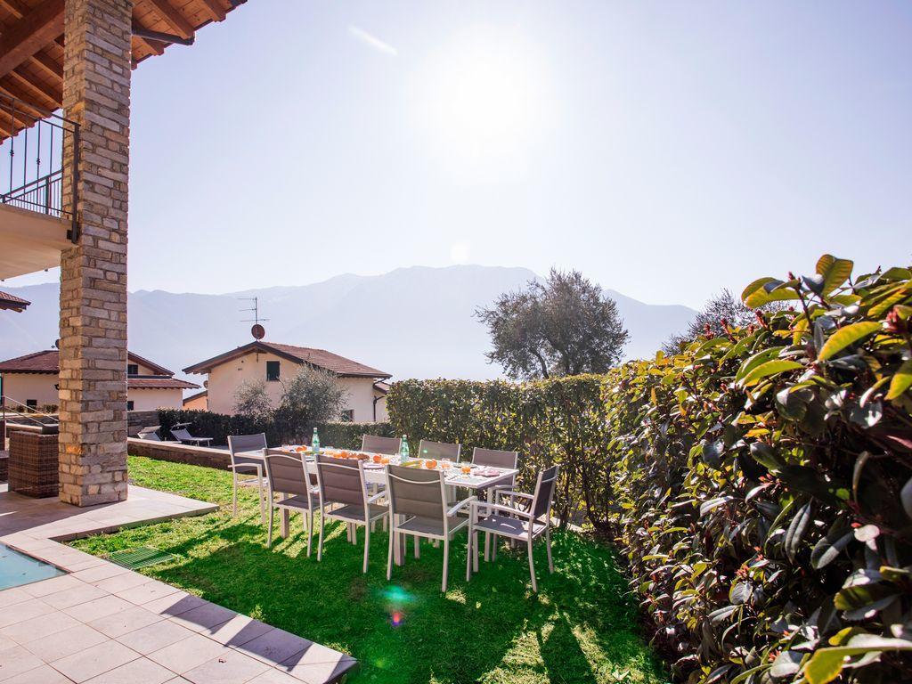 Ossuccio Grande C Home With Pool Sleeps 12 By Italian Apartments Como Exterior photo