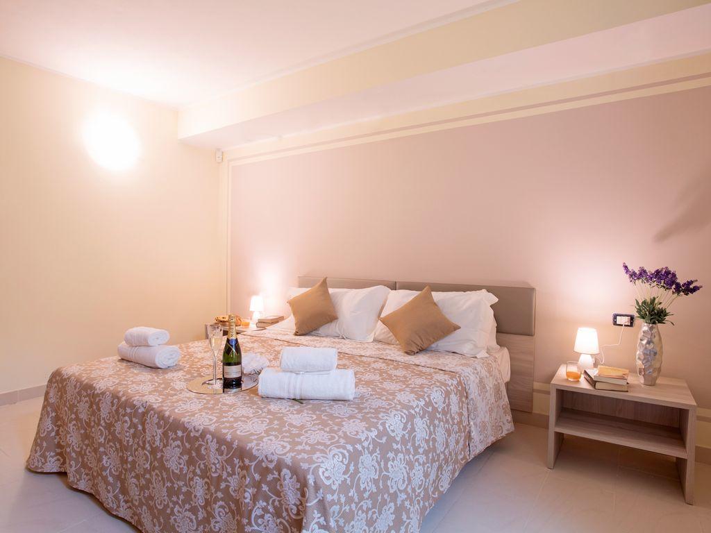Ossuccio Grande C Home With Pool Sleeps 12 By Italian Apartments Como Exterior photo