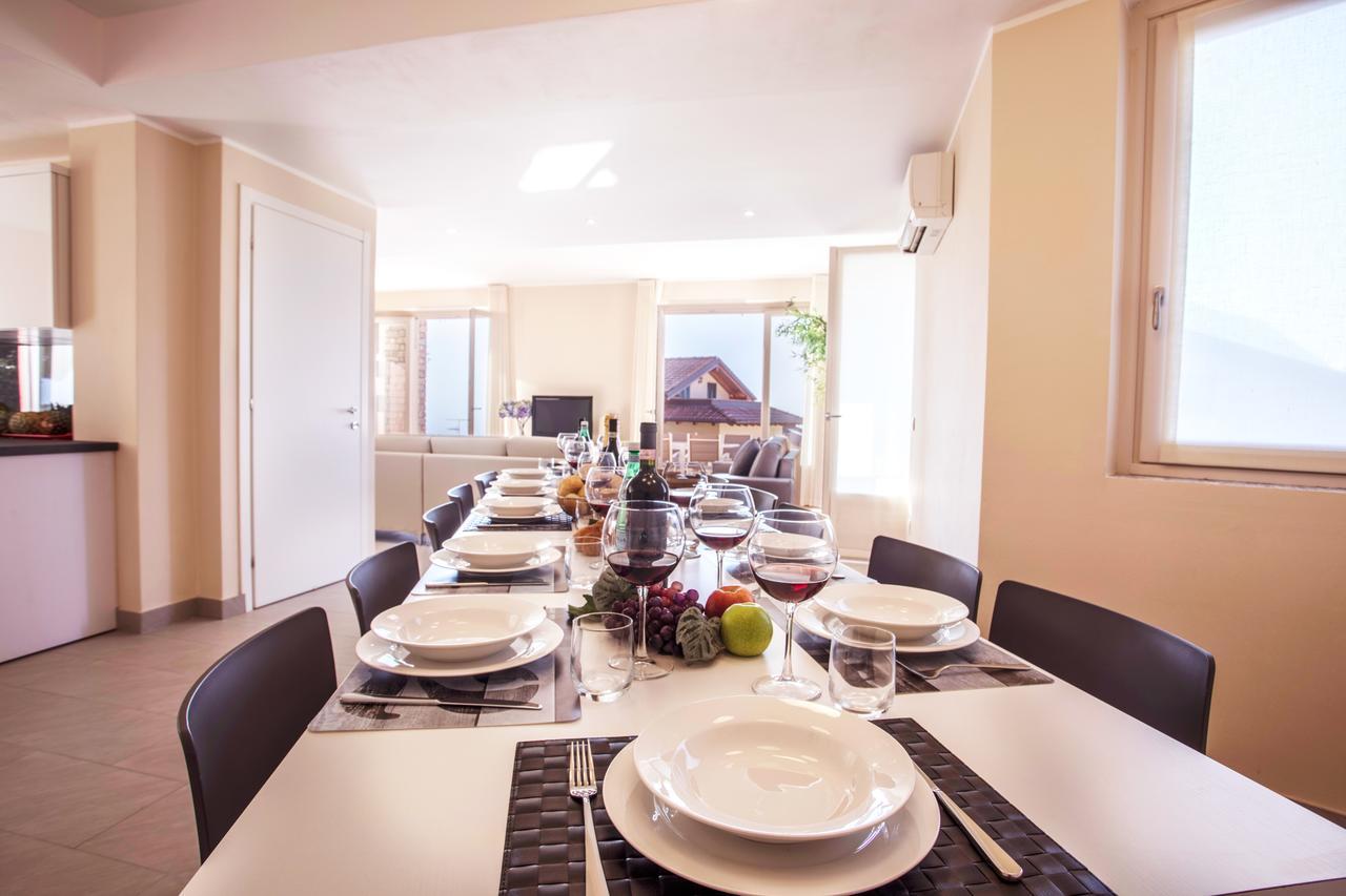 Ossuccio Grande C Home With Pool Sleeps 12 By Italian Apartments Como Exterior photo
