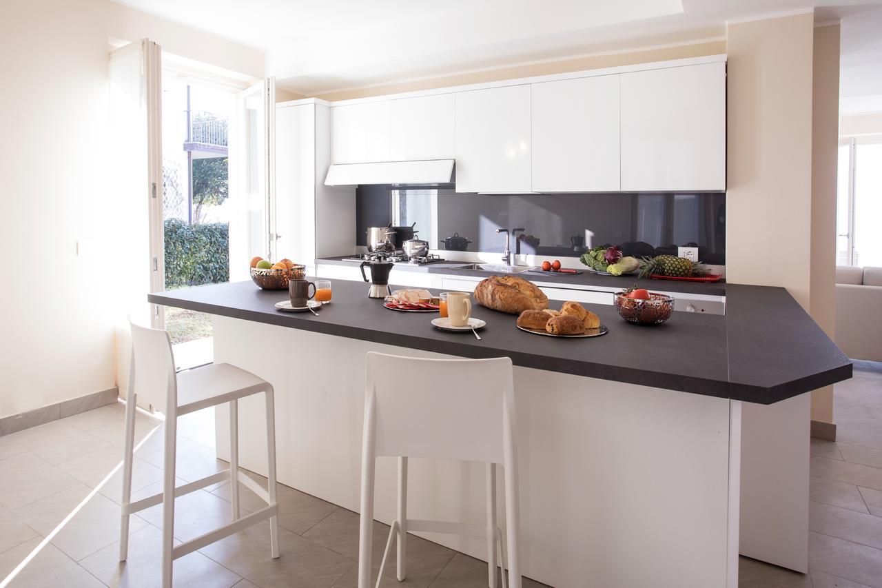 Ossuccio Grande C Home With Pool Sleeps 12 By Italian Apartments Como Exterior photo